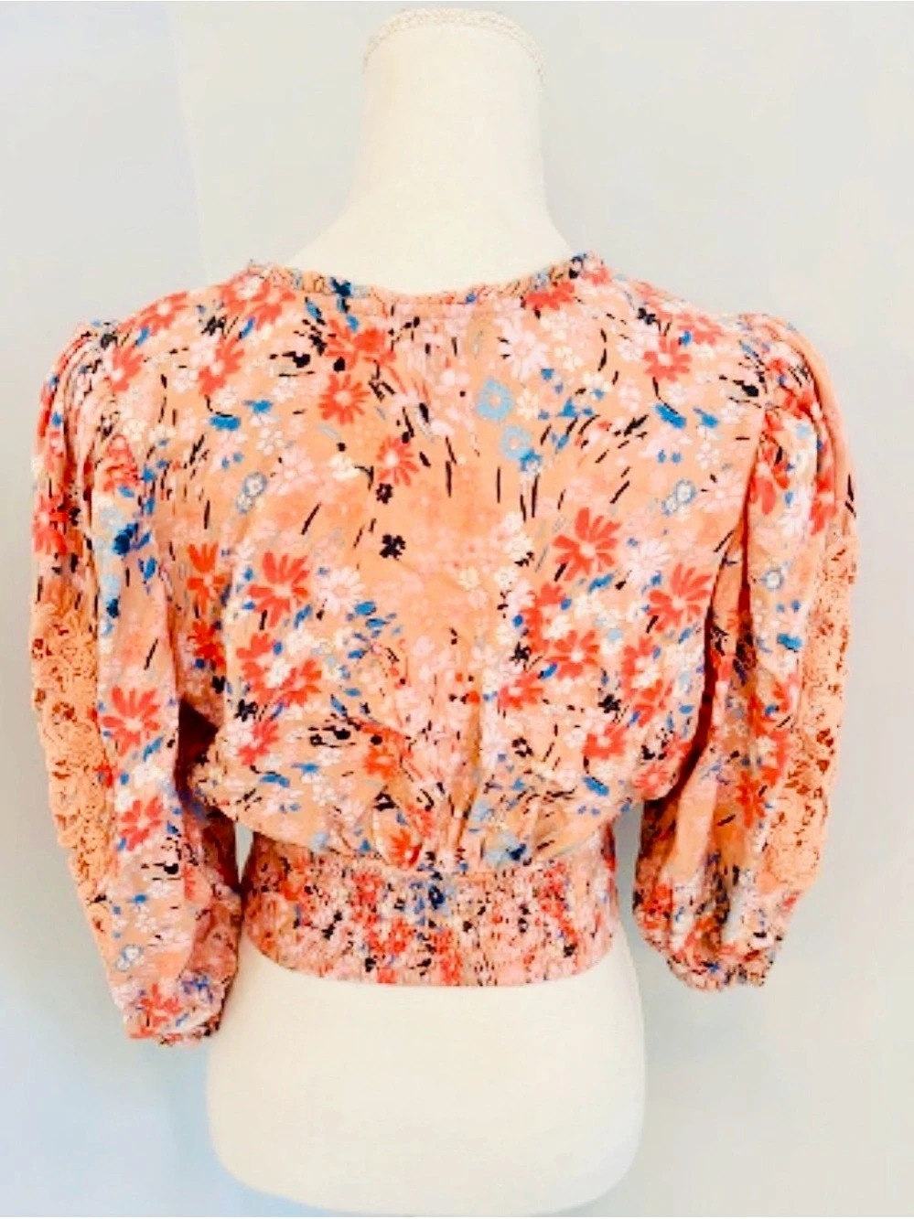 Jessica Simpson Floral top - Picture 4 of 6